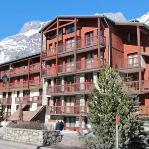 Le Val D'illaz - Aparthotel